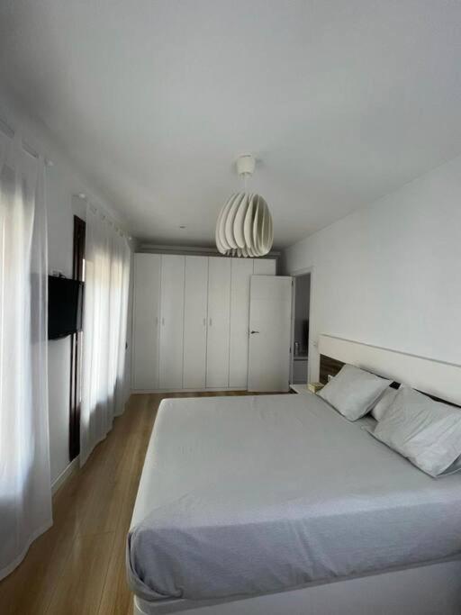 טרואל Apartamento Las Vistas מראה חיצוני תמונה